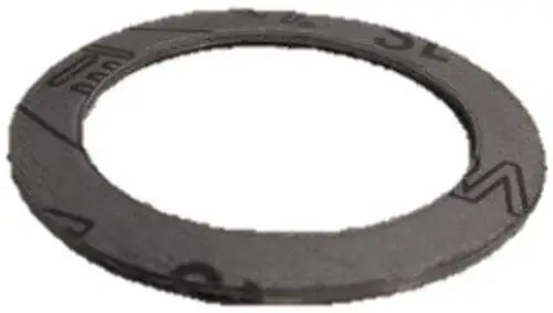 Schwarze Dichtung mit kreisförmiger Form, möglicherweise für Rohrverbindungen oder Armaturen, hergestellt von Danfoss.